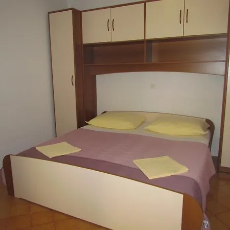 Pino Makarska