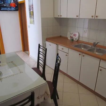 Pino Apartment