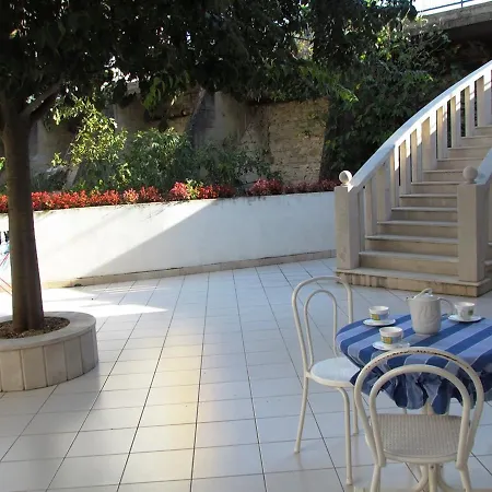 Pino Apartment *